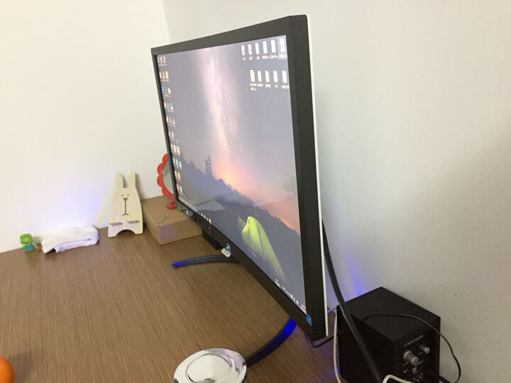 飞利浦(PHILIPS)279X6QJSW 27英寸曲面显示