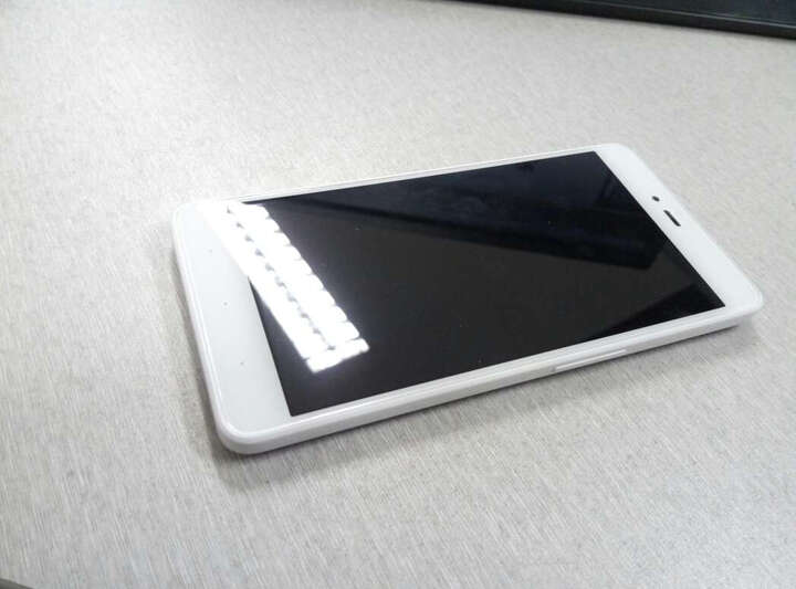 锤子 坚果 32GB 紫色 移动联通4G手机 双卡双