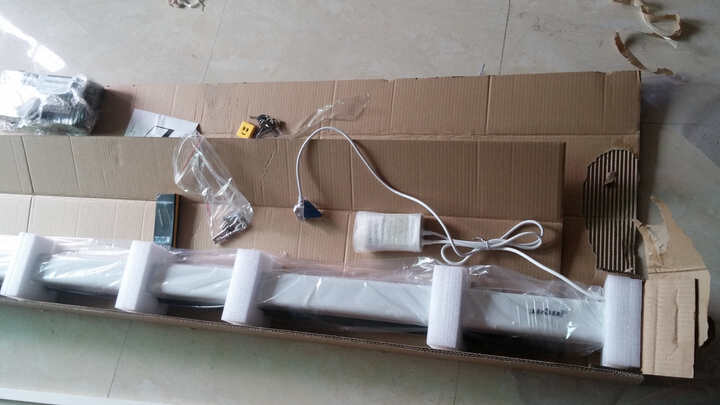 明基W1070:开着空调,使用1.5小时后竟然因为