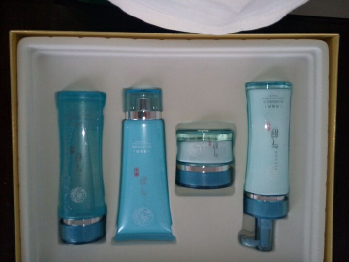 百雀羚护肤套装祛斑祛黄 气韵 焕白祛黄4件套