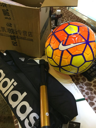 耐克足球 NIKE 足球5号 FIFA 英超足球 手缝足