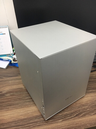 乔思伯(JONSBO)V4 黑色 MINI-MATX机箱(支持MATX主板/全铝机箱/ATX电源/120MM高内散热器/260MM长内显卡) 晒单图