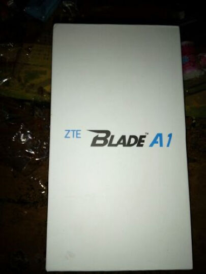 中兴 Blade A1(C880U) 16G 灵动白 移动4G手机