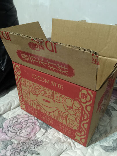 锤子坚果:外观配置啥都不用说了,挺好。唯一的