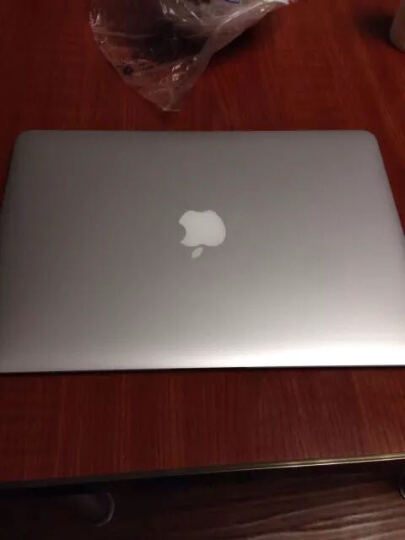 Apple MacBook Air 13.3英寸笔记本电脑 银色(