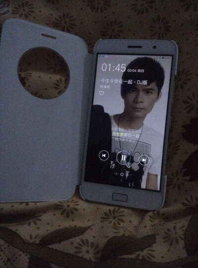 ZUKZ1:电池一般!和金立没得比!分辨率和像素