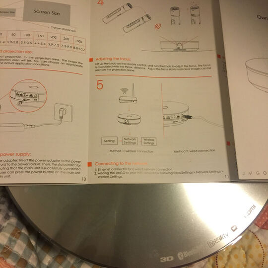 坚果(JmGO)G1-CS 家用投影仪 微型投影机 3D