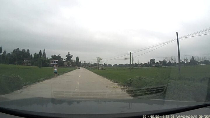 京东自营】PAPAGO GoSafe100行车记录仪 隐