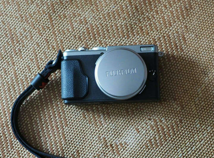 富士X70:大爱呀,机身小巧玲珑,方便携带。画质