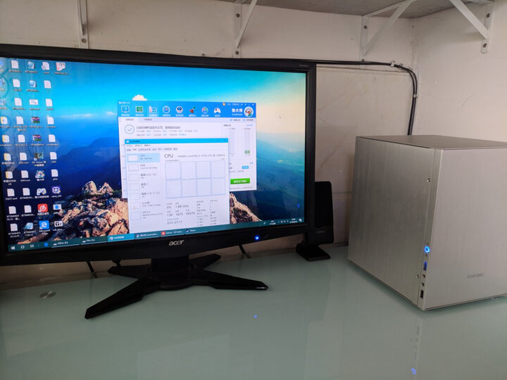 乔思伯(JONSBO)V4 银色 MINI-MATX机箱(支持MATX主板/全铝机箱/ATX电源/120MM高内散热器/260MM长内显卡) 晒单图