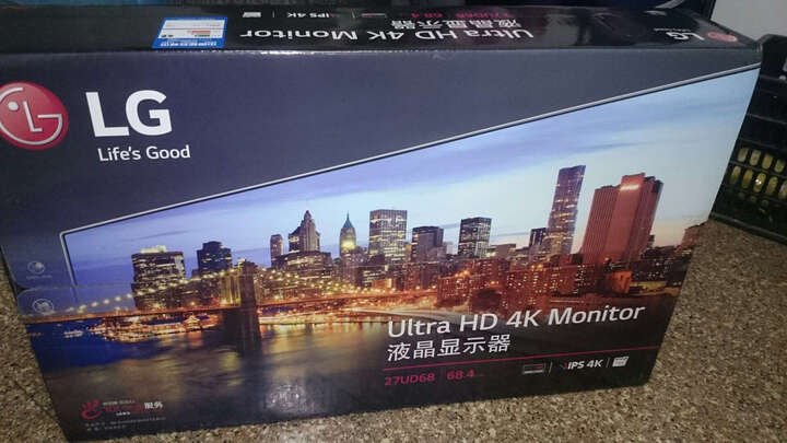 LG 27UD68-W 27英寸4K IPS硬屏 护眼不闪滤