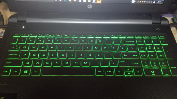 惠普(HP)WASD 暗影精灵 15.6英寸游戏笔记本