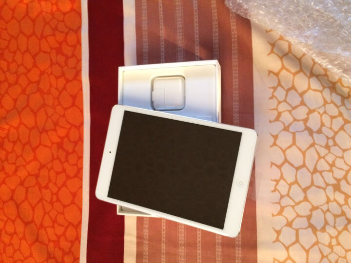 Apple iPad mini 2 7.9英寸平板电脑 银色(32G 