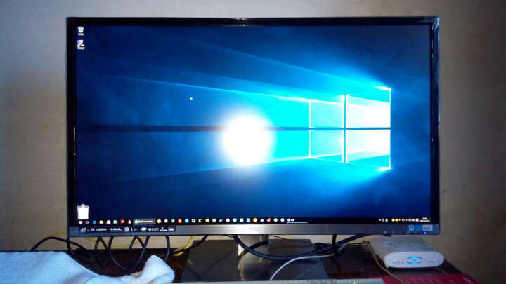 瓦尔系列 LV专业级 LV323HUPX 32英寸4K超