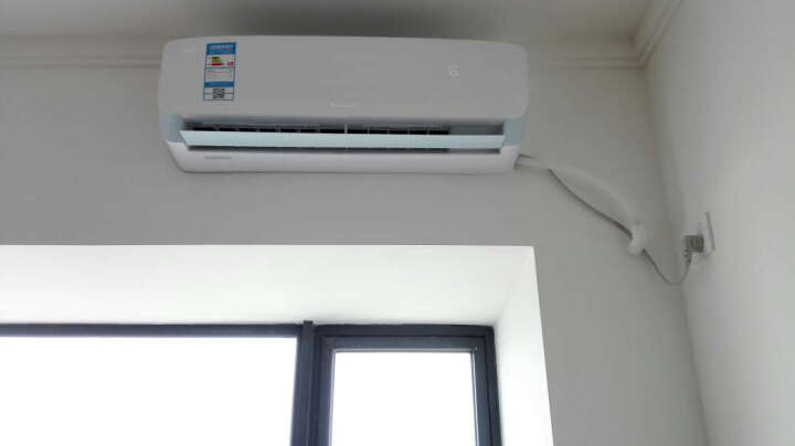 格力(GREE) 大1匹 定频 俊越 壁挂式单冷空调(