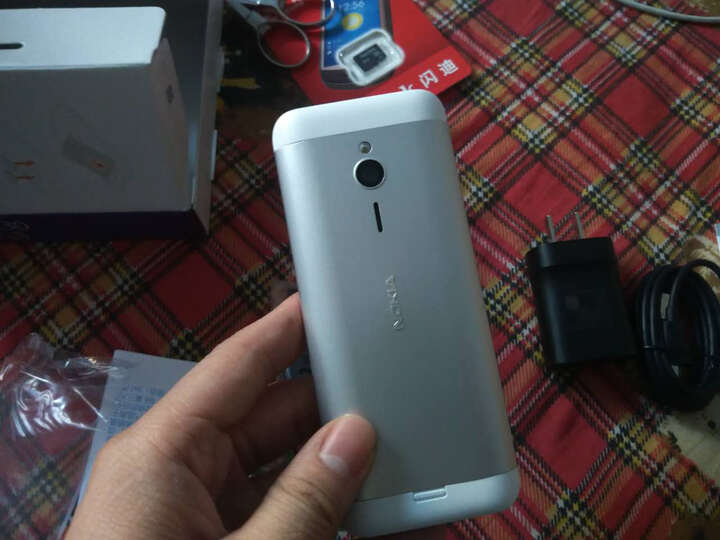 诺基亚(NOKIA) 230 双卡双待 (RM-1172) 银白色