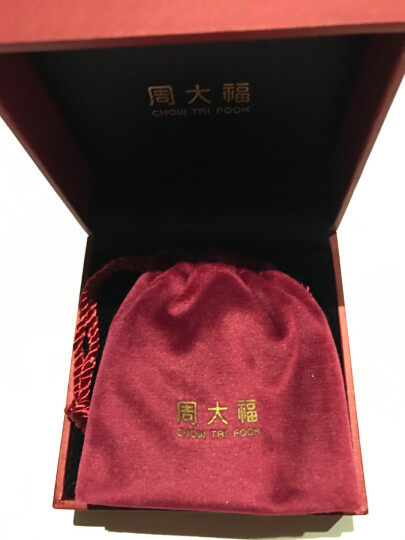 周大福（CHOW TAI FOOK）玫瑰花足金黄金耳钉 F63286 48 约2.4克 晒单图