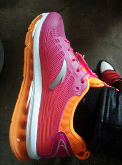 安踏女鞋 全掌气垫科技跑步鞋 舒适耐磨缓震运