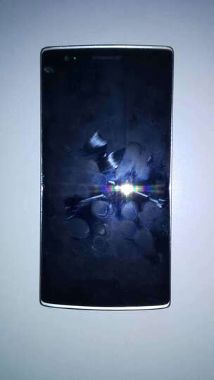 0001)64GB 砂岩黑 移动4G手机--手机打游戏时