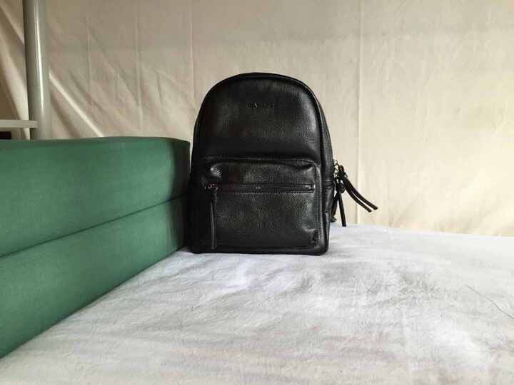 千姿百袋品牌真皮双肩包 新款软头层牛皮女包