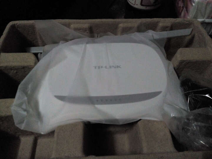 TP-LINK TL-WR842N 300M无线路由器--刚开始