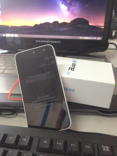 中兴 Blade A1(C880U) 16G 灵动白 移动4G手机