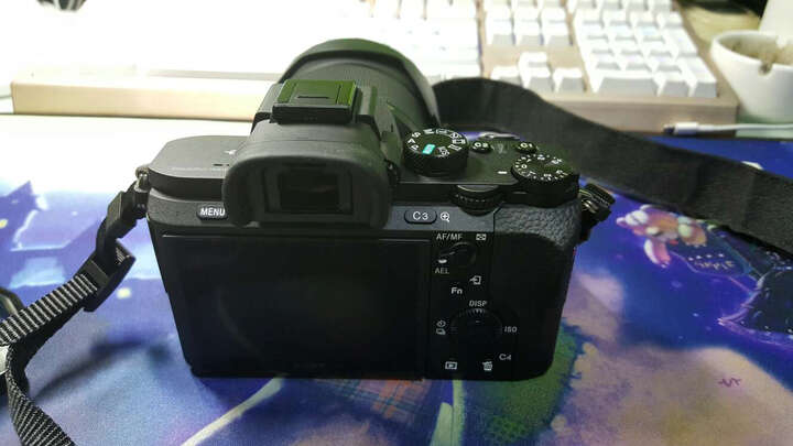 索尼(SONY)ILCE-7M2K 全画幅微单套机(28-70