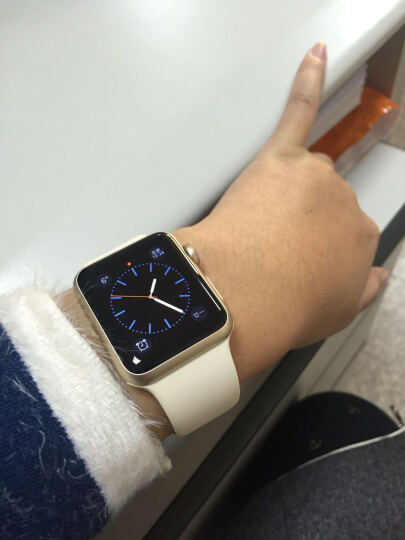 Apple Watch Sport 智能手表(38毫米金色铝金属