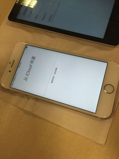 Apple iPhone 6s (A1700) 64G 金色 移动联通电