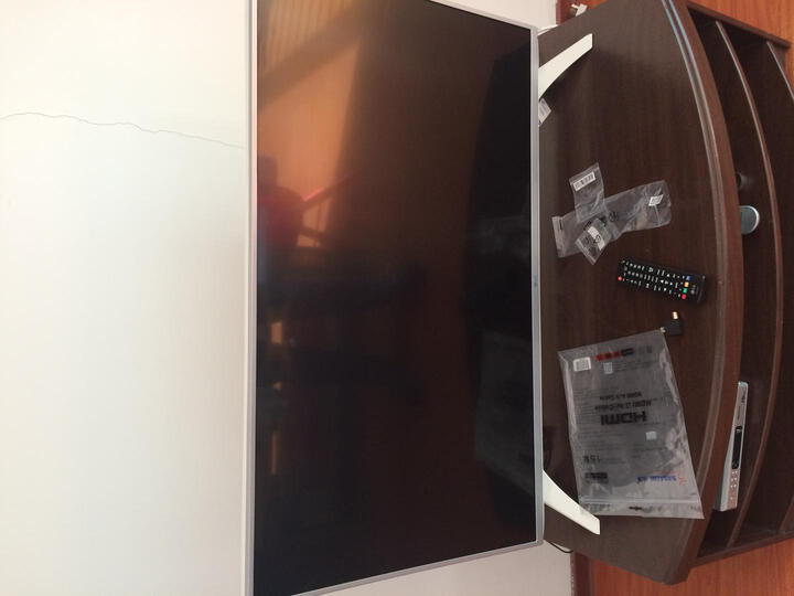 5400-CA 43英寸 窄边 IPS硬屏 LED液晶电视--