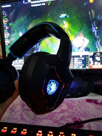 赛德斯狼灵:耳机还行吧,和那个烈焰*一块买的