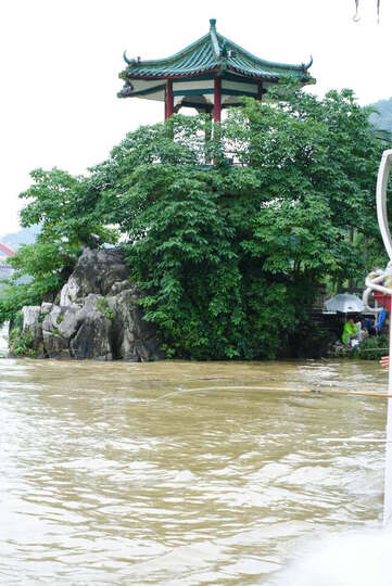 永诺(YONGNUO):永诺的尼康口50mmf1.8镜头