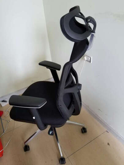 黑白调电脑椅:包装很好,安装很方便,但是椅子
