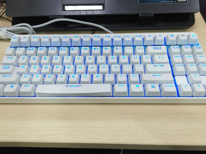 [晒单帖]只能说是个机械键盘,手感比较差,空格键还.