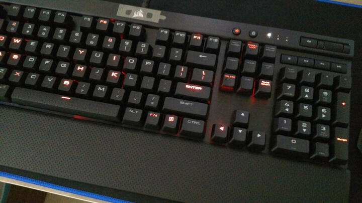 美商海盗船K70 LUX(青轴):LUX是啥意思?增强