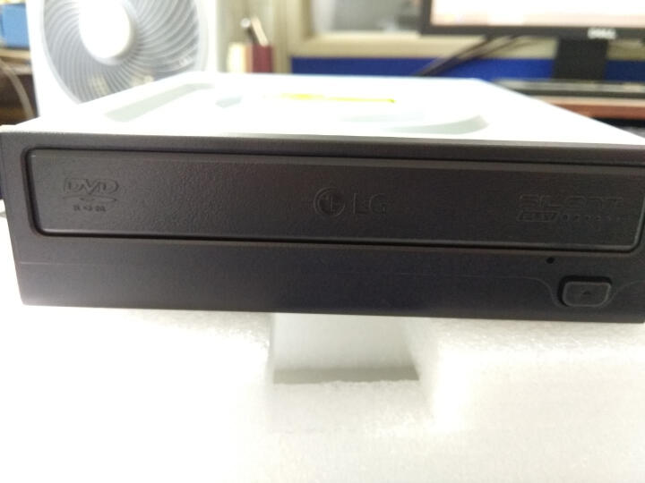 LG 8倍速 USB2.0接口 外置DVD光驱刻录机 玫瑰金色 （兼容windows 8和MAC操作系统）GP65NG60 晒单图