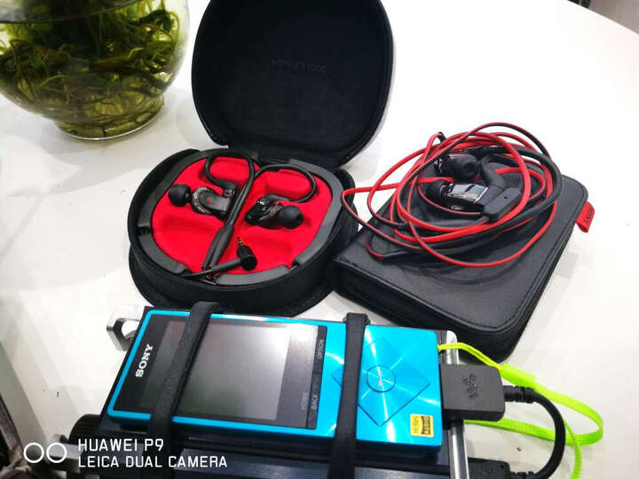 索尼MDR-EX1000 \/QCN:一耳朵没惊喜,这个和