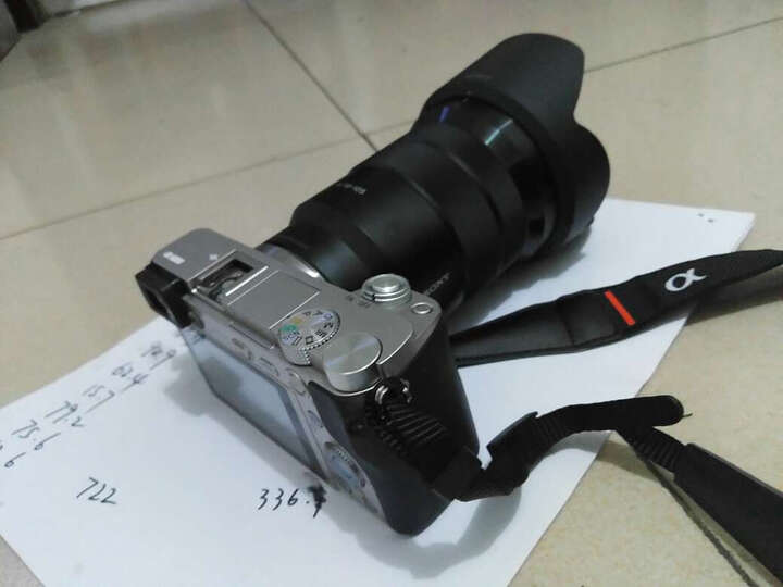 索尼SELP18105G:买这个镜头配的6000,我也