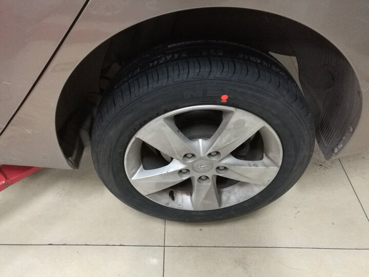 耐克森(NEXEN) 轮胎/汽车轮胎 235/45R18 98W AU5 适配新K5/丰田锐志/雷克萨斯GS/沃尔沃V60 晒单图