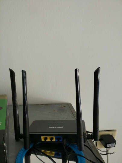 睿因WL-WN529N2A:路由器很不错,本来买过这