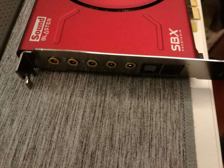 般,但是其他都非常好。音质没话说,裸卡直推拜