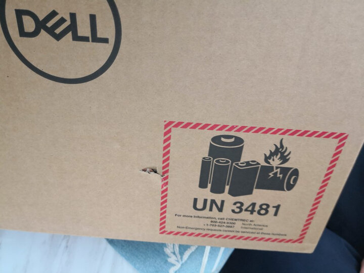 戴尔DELL灵越燃7000 II 14.0英寸轻薄窄边框笔记本电脑(i7-8550U 8G 128GSSD+1T MX150 2G独显 IPS)金 晒单图