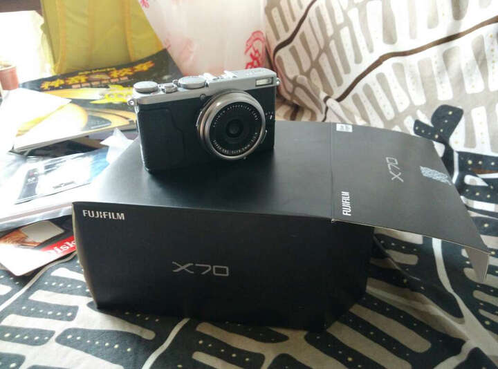 富士X70:人像肤色要比我原来的lx5好多了,体积