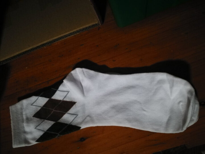 南极人（Nanjiren）休闲菱形格棉袜子男士袜子透气吸汗纯色中筒透气吸汗袜5双 礼盒装 均码 晒单图