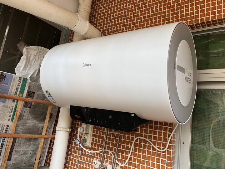 美的(Midea)50升速热增容 LED触控大屏 一级节能 遥控预约 防电墙电热水器 F5030-A6(HEY) 晒单图
