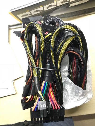 美商海盗船(USCorsair)额定550W VS550 电源(80PLUS认证/12cm风扇/转换效率85%/主动PFC/三年质保) 晒单图