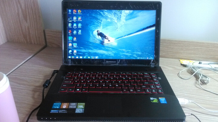 联想Y430p:第一次开机很慢,也很卡,卸载了迈克