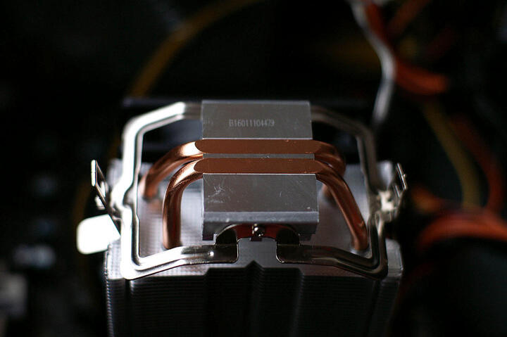 超频三(PCCOOLER)红海 CPU散热器(CPU风扇/9CM静音风扇/多平台/2热管/附带导热硅脂) 晒单图