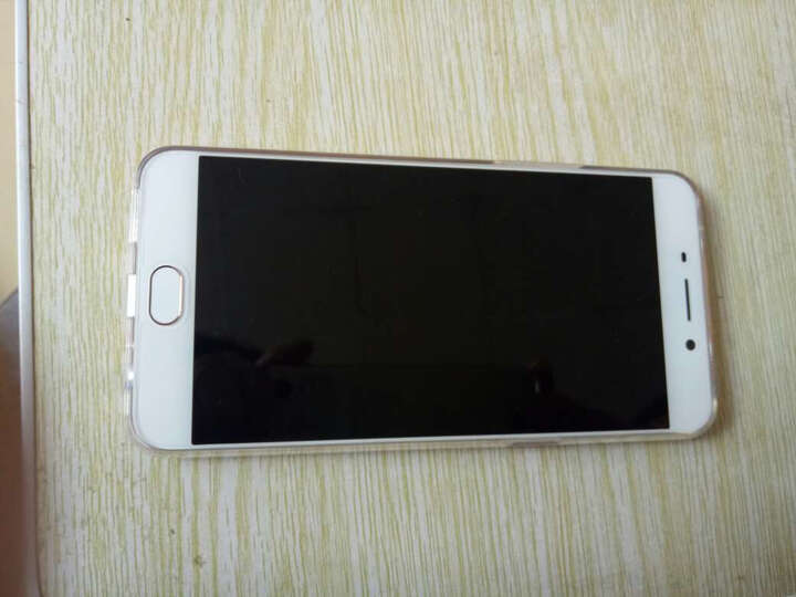 OPPOR9:手机不错,就是里面好多功能没有,比