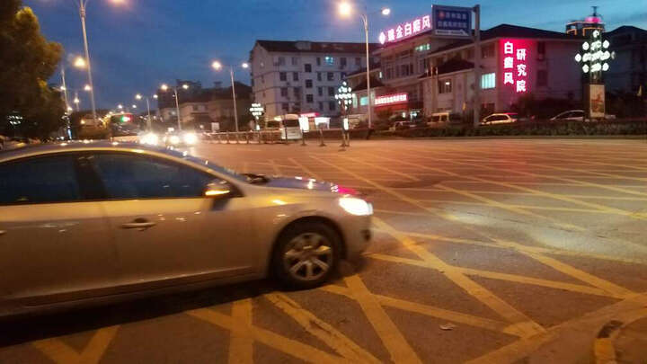 三星Galaxy S7 edge(G9350):这是我第一次购